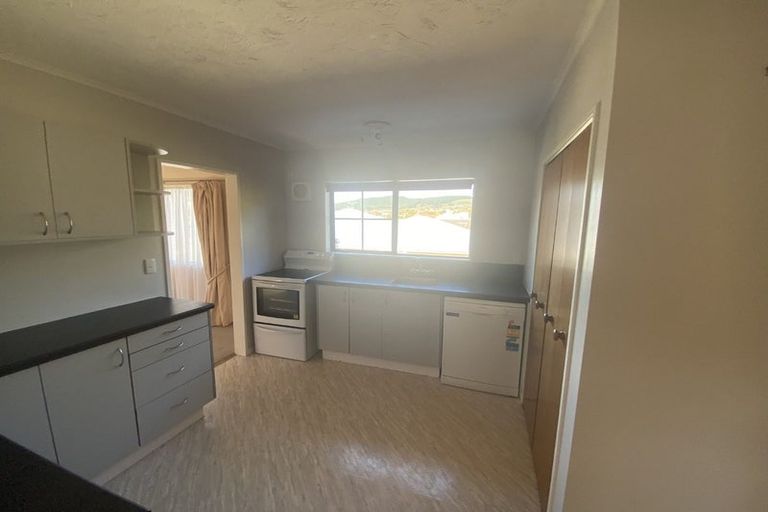 Photo of property in 85b Oxford Street, Tawa, Wellington, 5028
