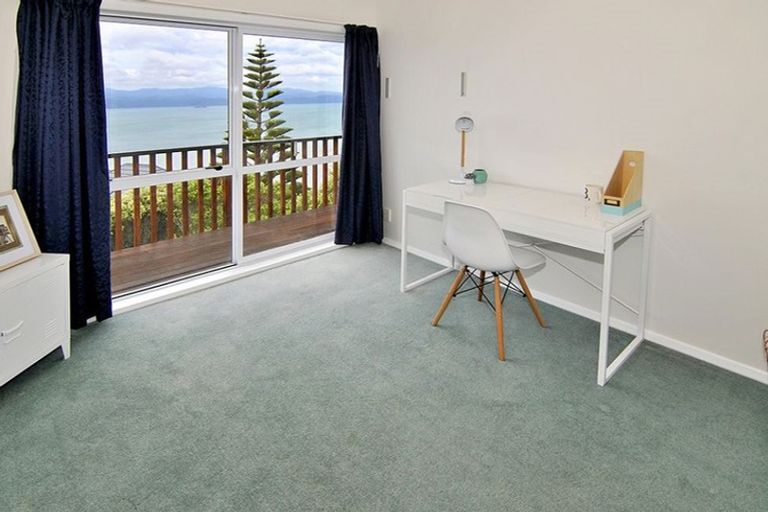 Photo of property in 90 Homebush Road, Khandallah, Wellington, 6035