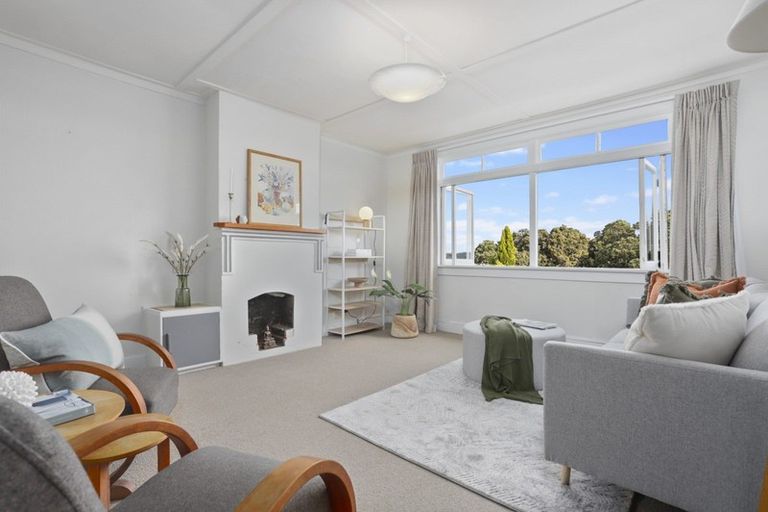 Photo of property in 14 King Edward Parade, Devonport, Auckland, 0624