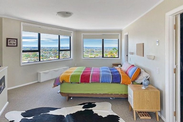 Photo of property in 1 Kelsall Street, Hospital Hill, Napier, 4110