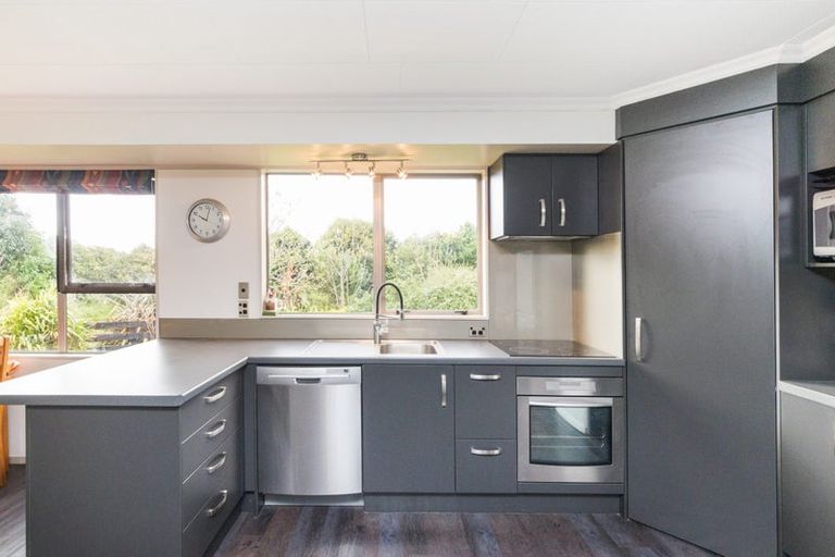 Photo of property in 24 Gorton Street, Bulls, 4818