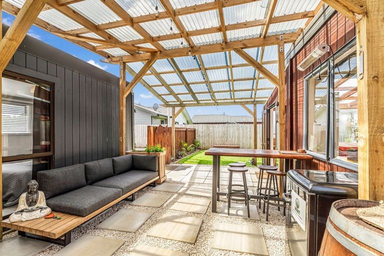 Photo of property in 17 Cook Drive, Whitianga, 3510