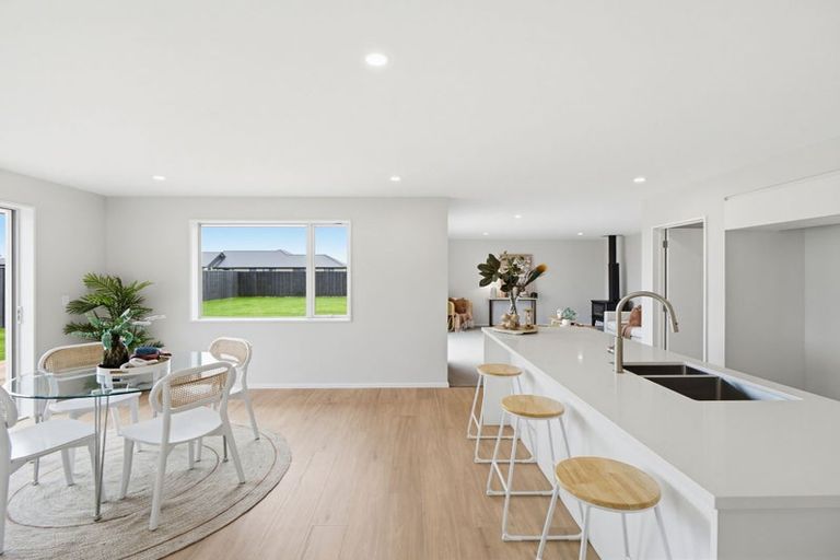 Photo of property in 27a Greig Crescent, Amberley, 7410
