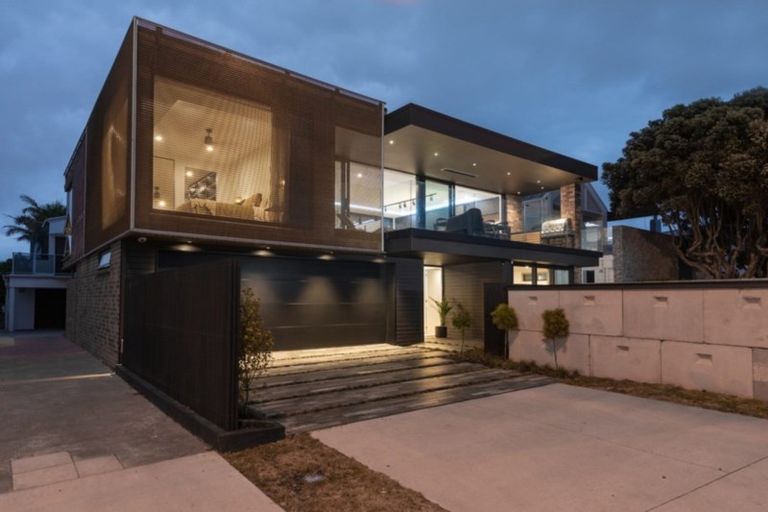 Photo of property in 193a Marine Parade, Mount Maunganui, 3116