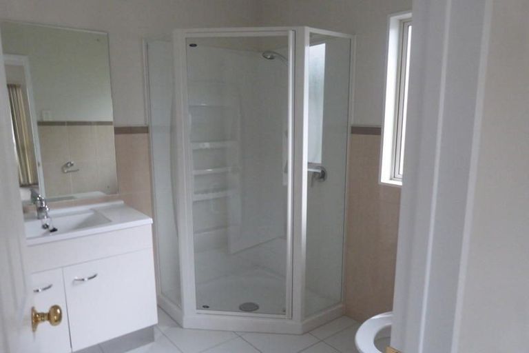 Photo of property in 25 Arlose Place, Westgate, Auckland, 0614