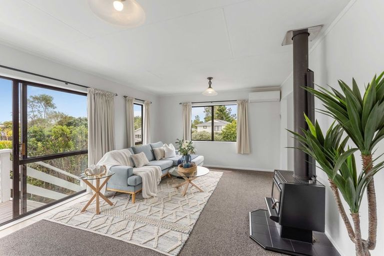 Photo of property in 60 Campbell Avenue, Paraparaumu, 5032