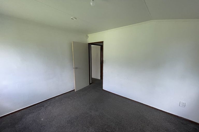Photo of property in 12 Burundi Avenue, Clendon Park, Auckland, 2103