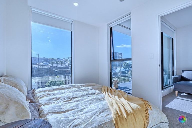 Photo of property in 212/19 Rawene Road, Birkenhead, Auckland, 0626