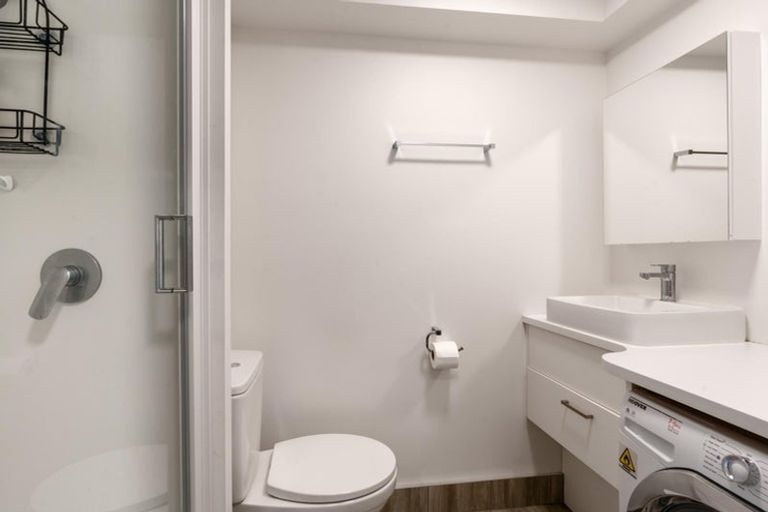 Photo of property in Amuri Park Apartments, 4/280 Bealey Avenue, Christchurch Central, Christchurch, 8013
