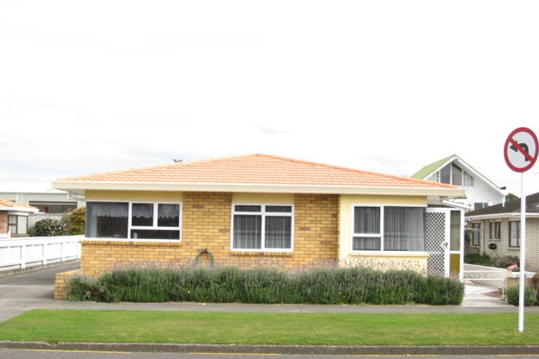 Photo of property in 4a Vogel Street, Fitzroy, New Plymouth, 4312