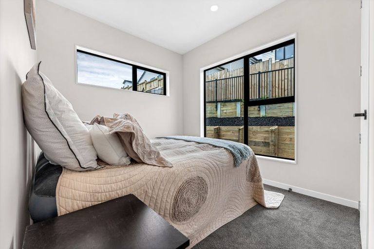 Photo of property in 22 Black Shed Road, Flat Bush, Auckland, 2019