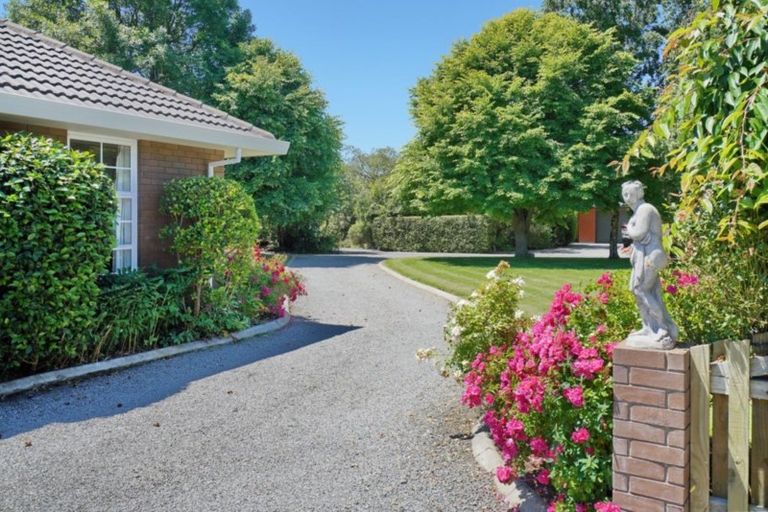 Photo of property in 10 Fairview Briars, Rangiora, 7400