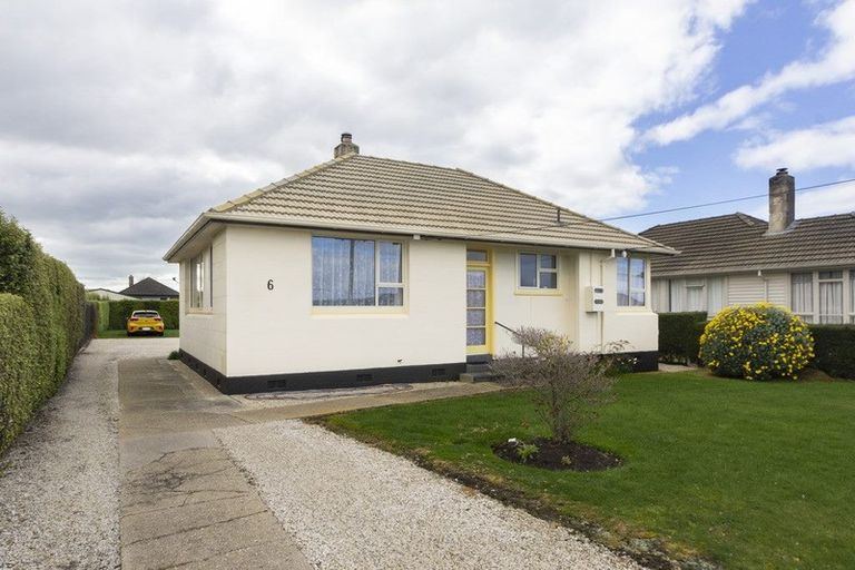Photo of property in 6 Harlech Street, Oamaru North, Oamaru, 9400