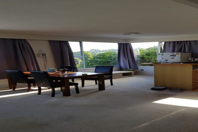 Photo of property in 12 Amorino Drive, Red Beach, 0932