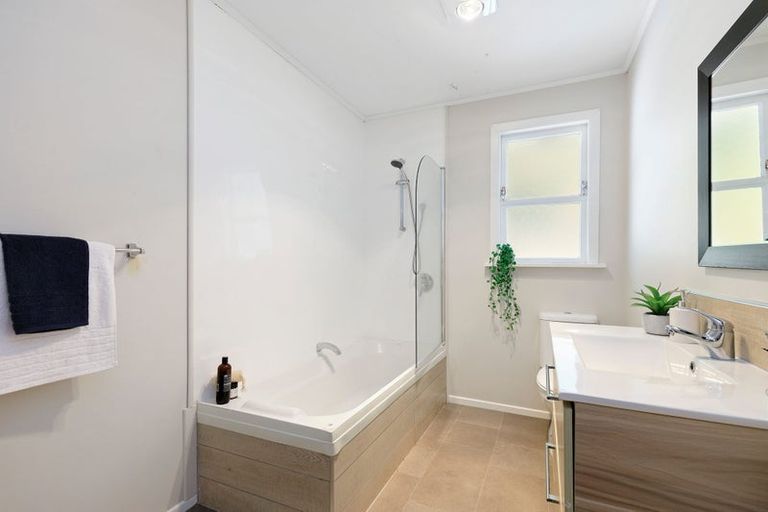 Photo of property in 73 Delaney Drive, Stokes Valley, Lower Hutt, 5019