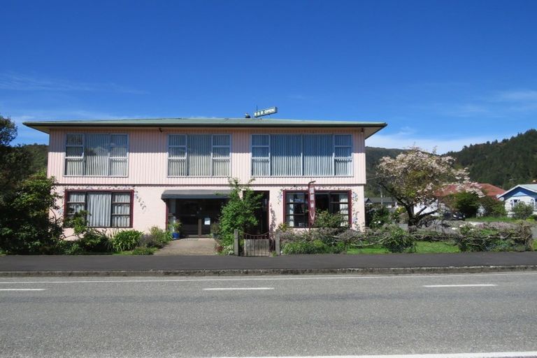 Photo of property in 78 Shiel Street, Reefton, 7830