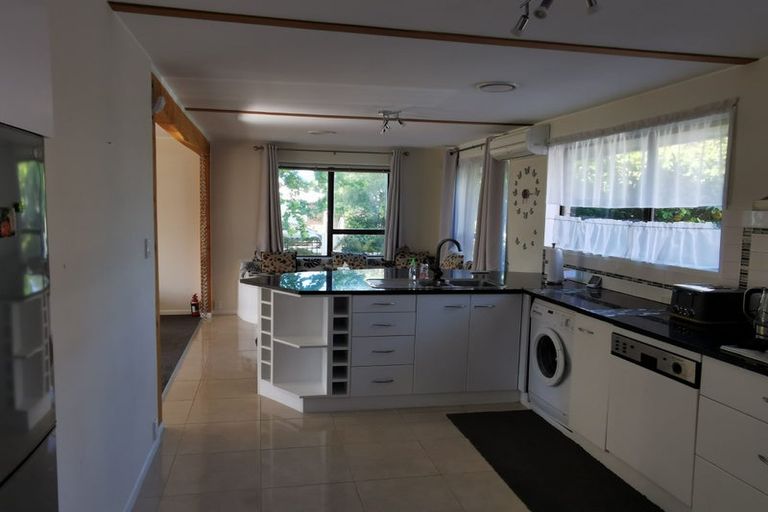 Photo of property in 1/52 Lochee Road, Upper Riccarton, Christchurch, 8041