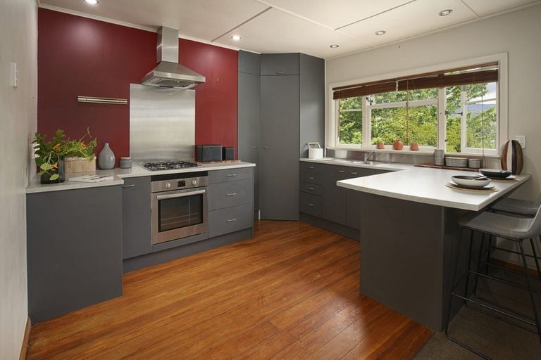 Photo of property in 4 Lucas Terrace, Stepneyville, Nelson, 7010