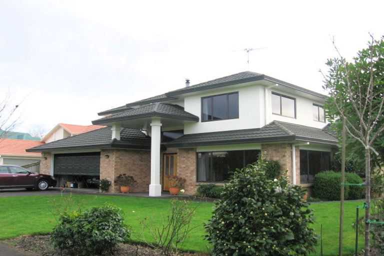 Photo of property in 8 Fernwater Place, Flagstaff, Hamilton, 3210