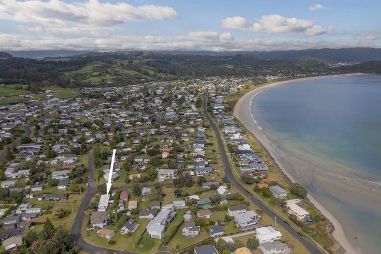 Photo of property in 37a Hardy Place, Cooks Beach, Whitianga, 3591