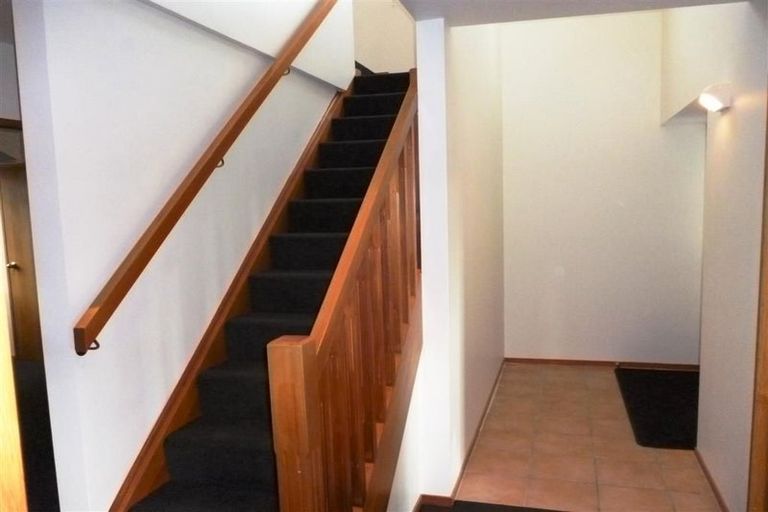 Photo of property in 2c Chilcombe Street, Ilam, Christchurch, 8041