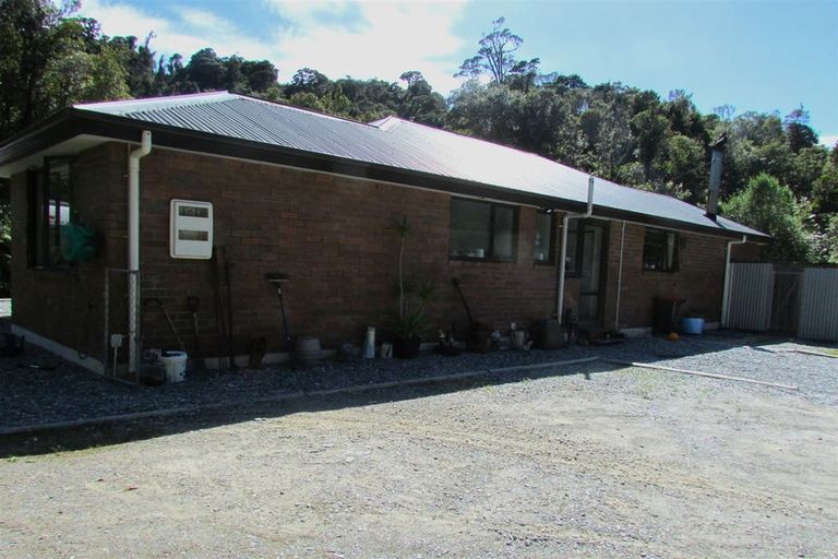 Photo of property in 543 Rutherglen Road, Marsden, Greymouth, 7872