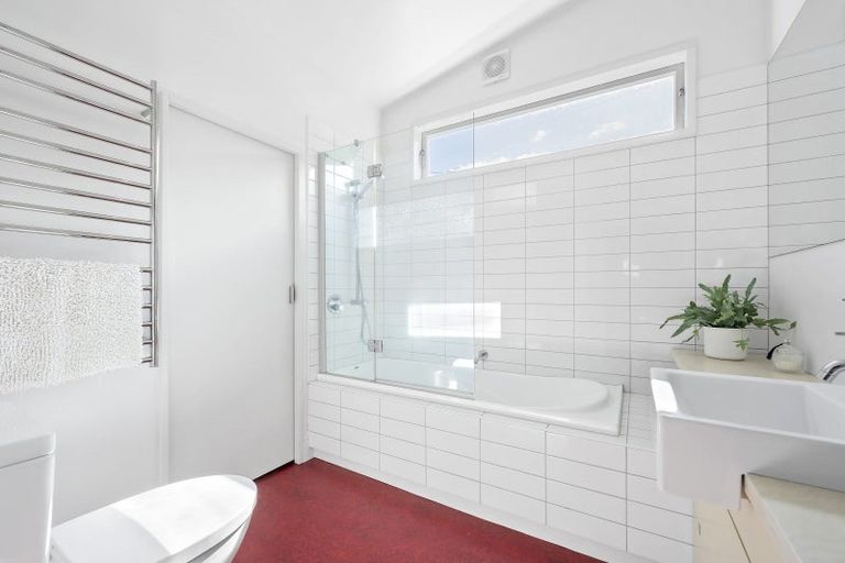 Photo of property in 25 Henry Street, Kilbirnie, Wellington, 6022