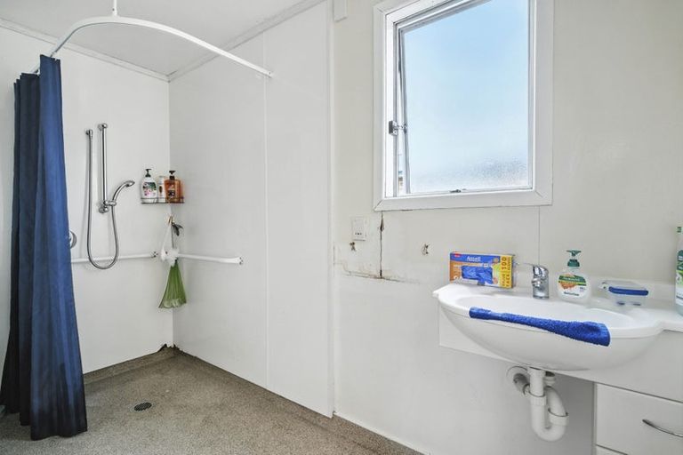 Photo of property in 179 Oxford Street, South Dunedin, Dunedin, 9012