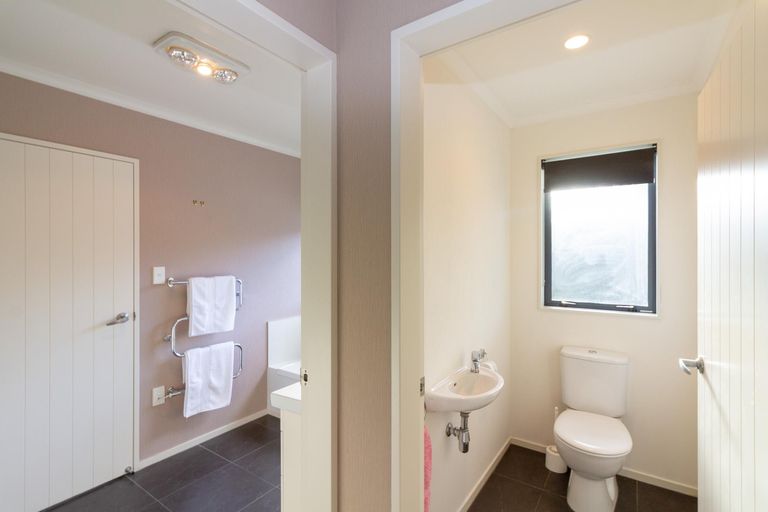 Photo of property in 9 Angelina Way, Kelvin Grove, Palmerston North, 4414