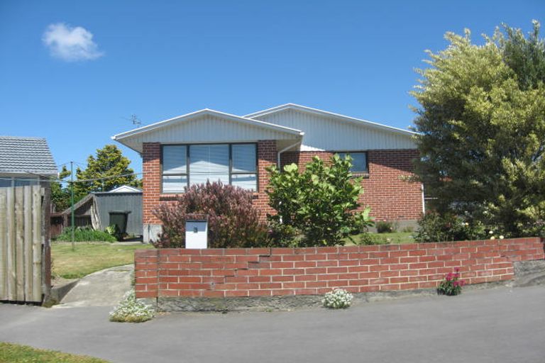 Photo of property in 1/3 Aileen Place, Upper Riccarton, Christchurch, 8041