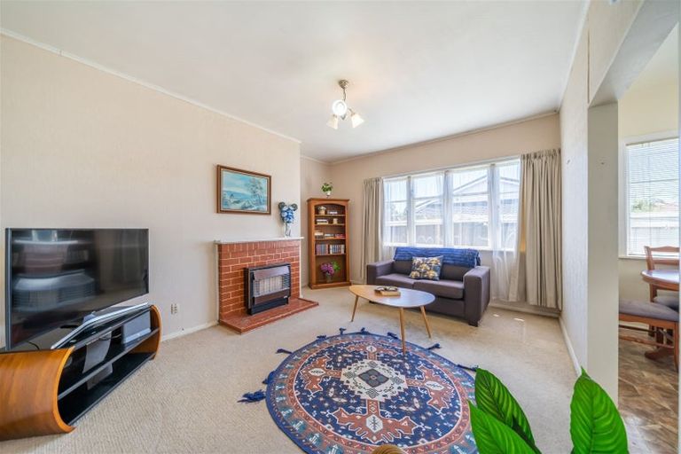 Photo of property in 3 Bush Street, Naenae, Lower Hutt, 5011