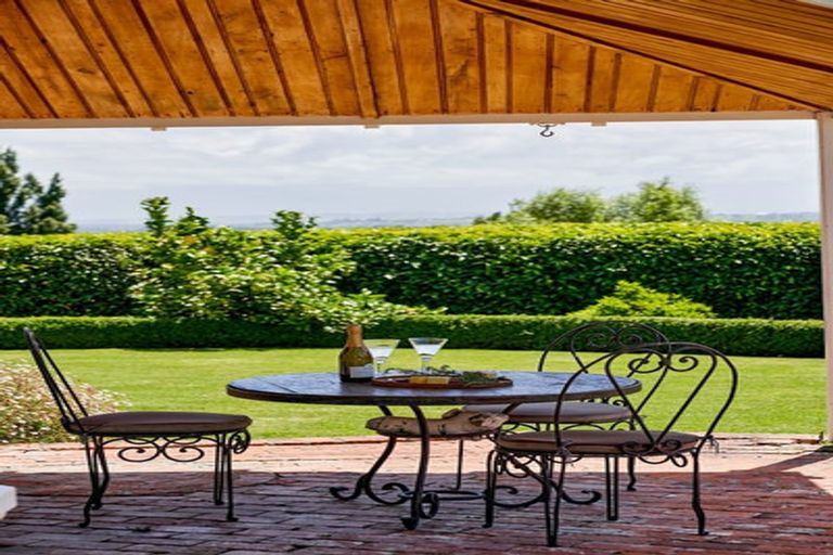 Photo of property in 8 Maungahina Road, Te Ore Ore, Masterton, 5886