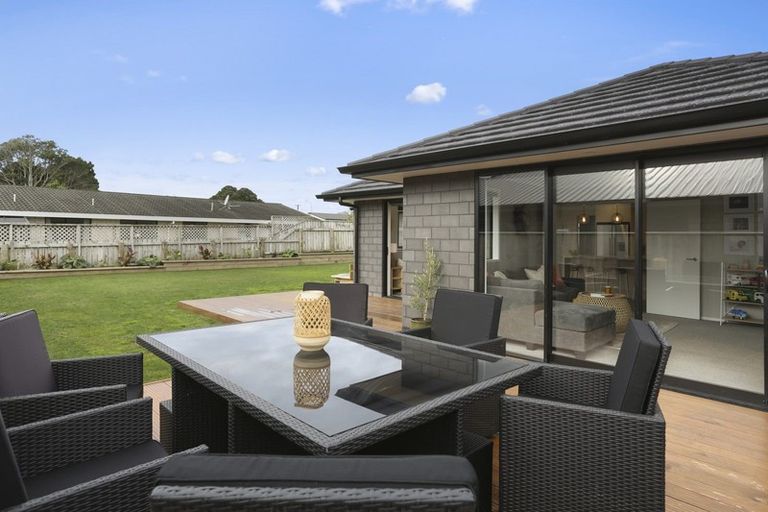Photo of property in 28 Dreaver Drive, Waitara, 4320