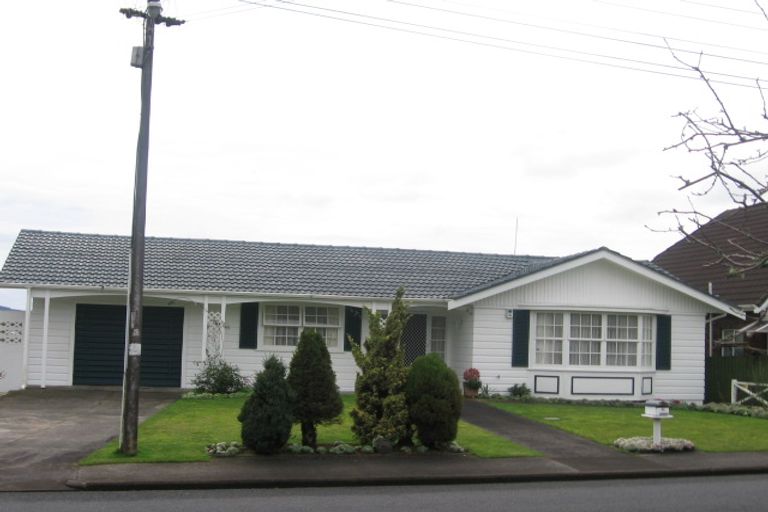 Photo of property in 2/15 Wellington Street, Papakura, 2110