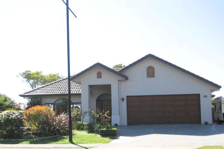 Photo of property in 17 Saint Andrews Drive, Bethlehem, Tauranga, 3110