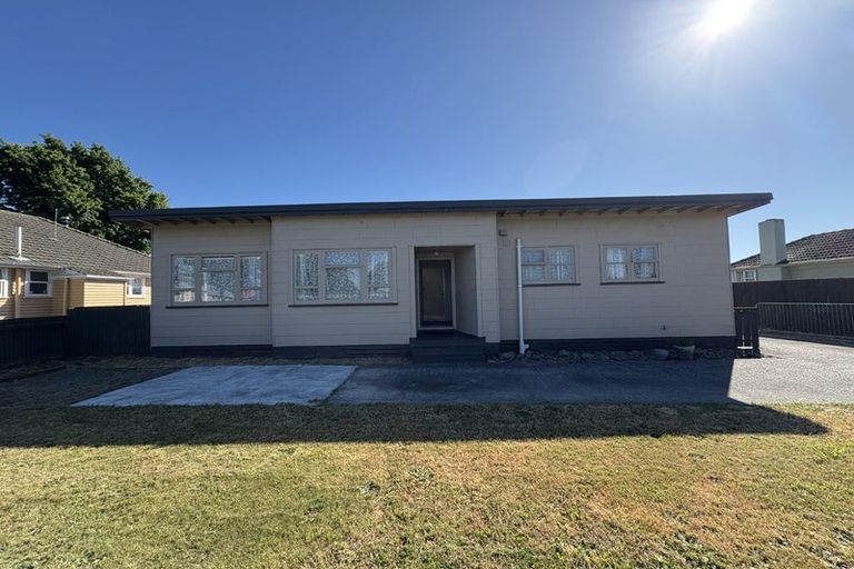 Photo of property in 1007 Saint Aubyn Street West, Saint Leonards, Hastings, 4120