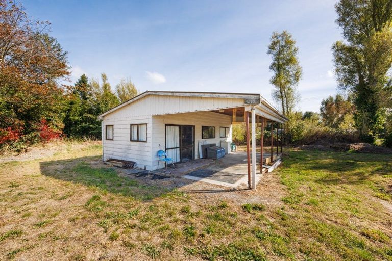 Photo of property in 1614 State Highway 3, Awahuri, Palmerston North, 4476