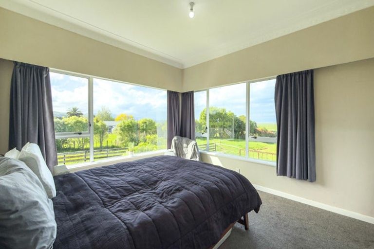 Photo of property in 1152a Miranda Road, Pukorokoro / Miranda, Miranda, 2473