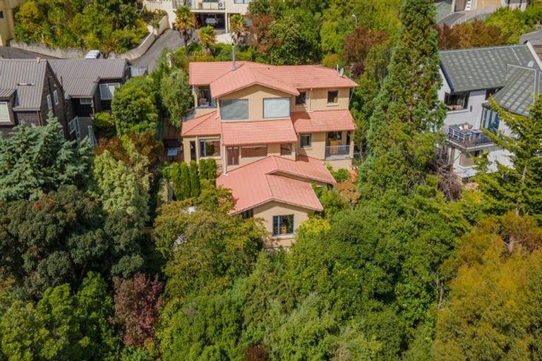 Photo of property in 20 Lucknow Place, Cashmere, Christchurch, 8022