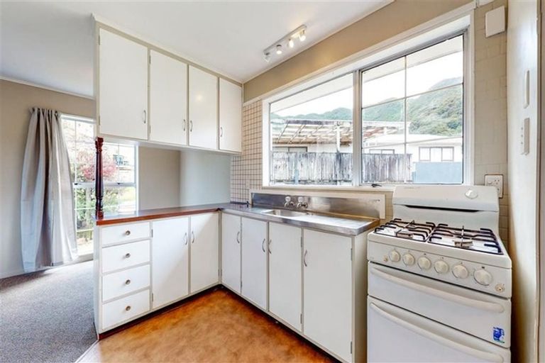 Photo of property in 1 Bunratty Grove, Wainuiomata, Lower Hutt, 5014