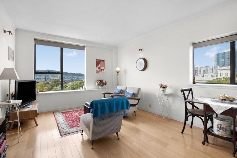 Photo of property in Hobson Court Flats, 59/70 Hobson Street, Thorndon, Wellington, 6011