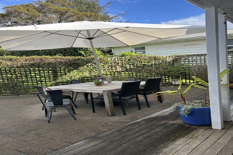 Photo of property in 23 Maungakiekie Avenue, Greenlane, Auckland, 1051