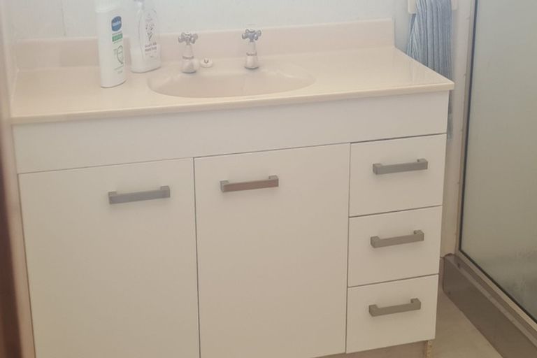 Photo of property in 1 East Street, Greytown, 5712