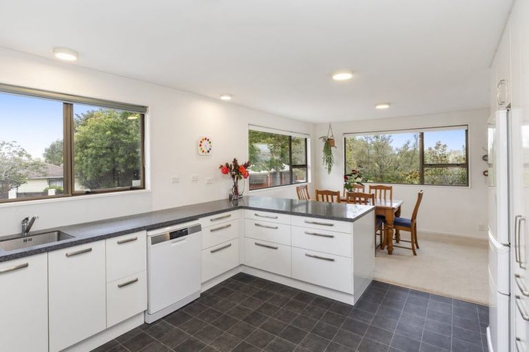 Photo of property in 81 Dunbarton Street, Redwood, Christchurch, 8051