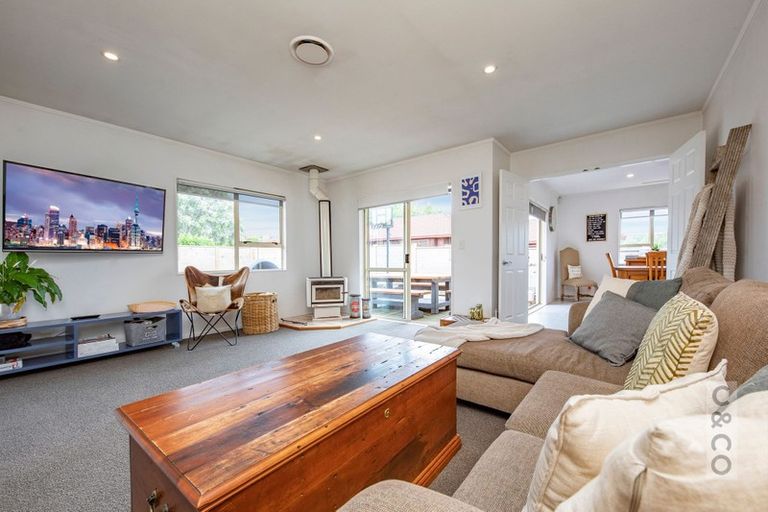 Photo of property in 19 Merlot Heights, Huapai, Kumeu, 0810