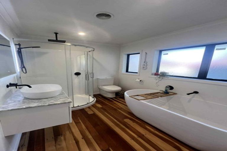 Photo of property in 58 Berkley Avenue, Hillcrest, Hamilton, 3216