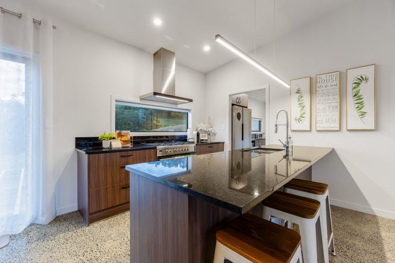 Photo of property in 312 Pukapuka Road, Pohuehue, Warkworth, 0983