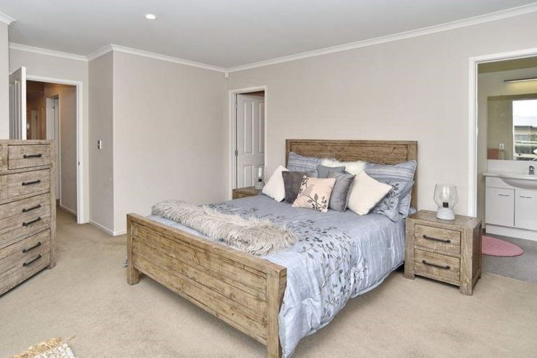 Photo of property in 5 Pipiri Street, Pegasus, 7612