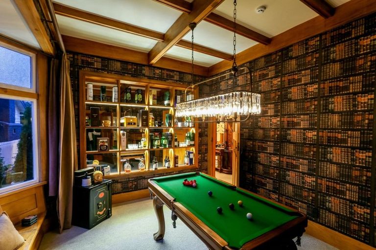 Photo of property in 83 Brougham Street, New Plymouth, 4310