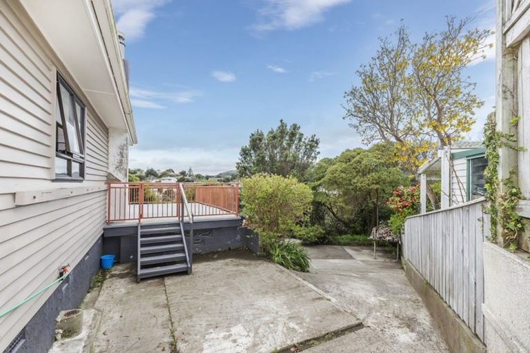 Photo of property in 11a Hillary Street, Tawa, Wellington, 5028